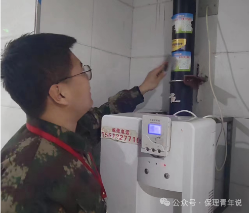 雷锋精神共传承,志愿服务学雷锋