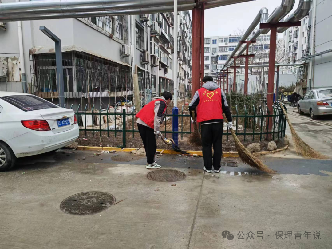 雷锋精神共传承,志愿服务学雷锋