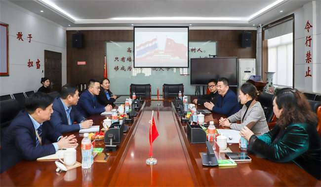 校际交流 共促发展—泰国格乐大学一行到必赢242net官网访问交流