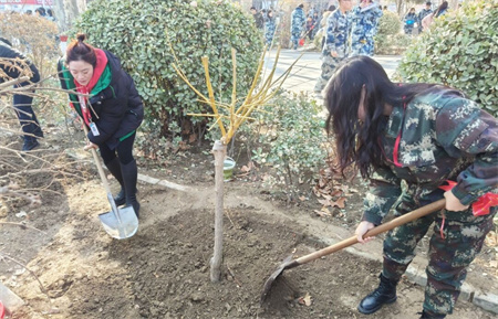 “草木皆待春，你我共护绿”——必赢242net官网艺术学院开展“3.12植树节”主题活动