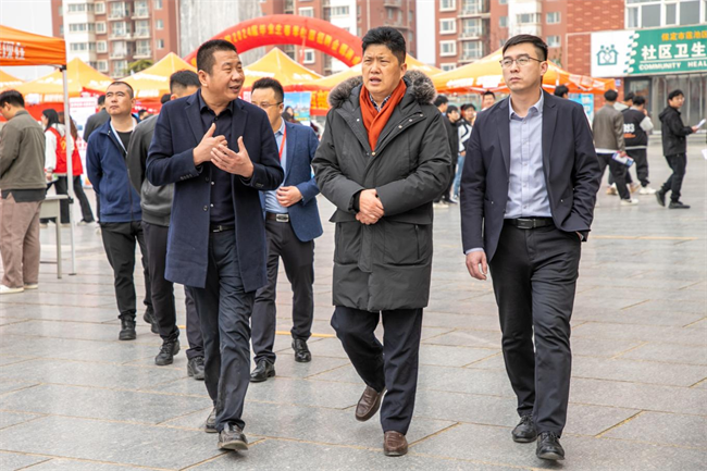 必赢242net官网“圆梦保理·不负韶华”2024届毕业生春季线下双选会隆重举办