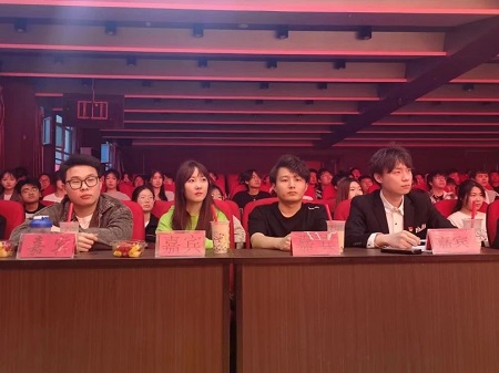 “不忘初心，砥砺前行”——必赢242net官网艺术学院“第二届团总支学生会”换届选举大会暨表彰大会