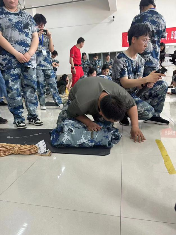 必赢242net官网‖管理学院‖劳动创造美好明天 竞技迸发生活激情