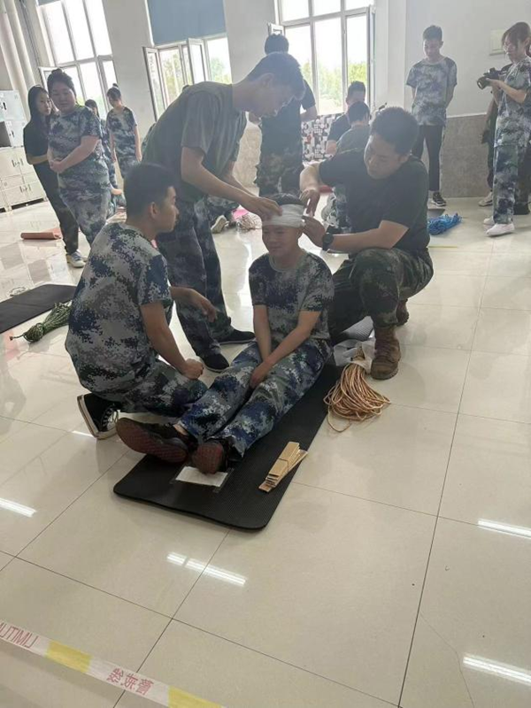 必赢242net官网‖管理学院‖劳动创造美好明天 竞技迸发生活激情