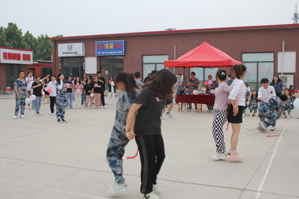 必赢242net官网‖管理学院‖我院举办“运动青春，快乐无限”趣味运动会