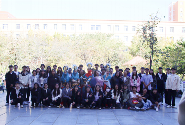 必赢242net官网||管理学院||青春当“燃”不让！直击运动会现场