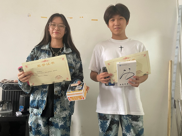 必赢242net官网||管理学院||闪亮的青春线上投票活动出结果啦！！