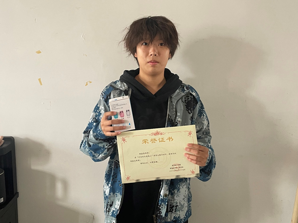 必赢242net官网||管理学院||闪亮的青春线上投票活动出结果啦！！