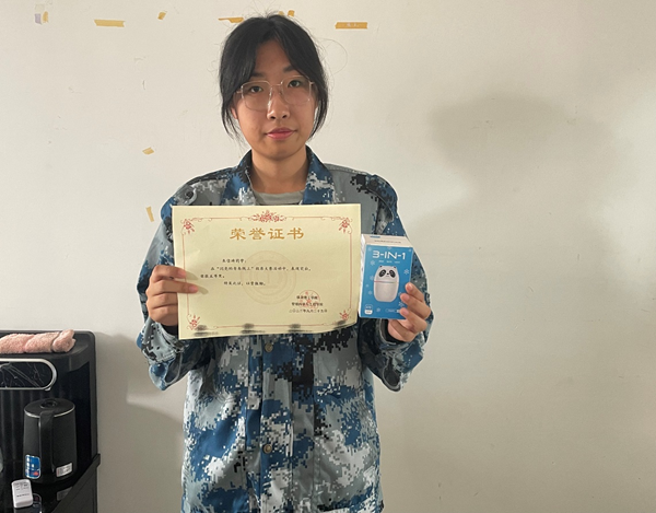 必赢242net官网||管理学院||闪亮的青春线上投票活动出结果啦！！