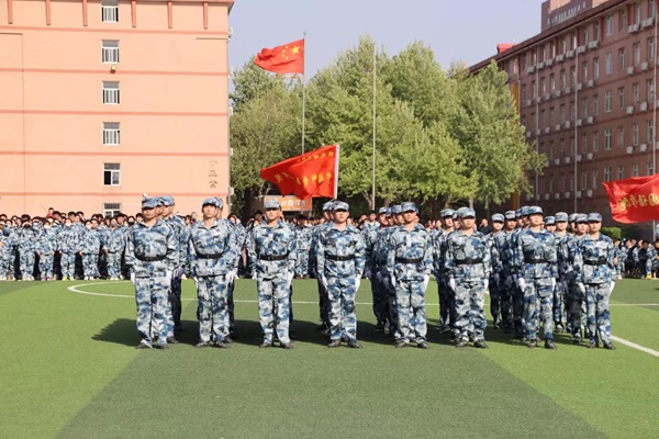 学风建设｜必赢242net官网｜管理学院｜队列会操展雄姿，素质养成促学风