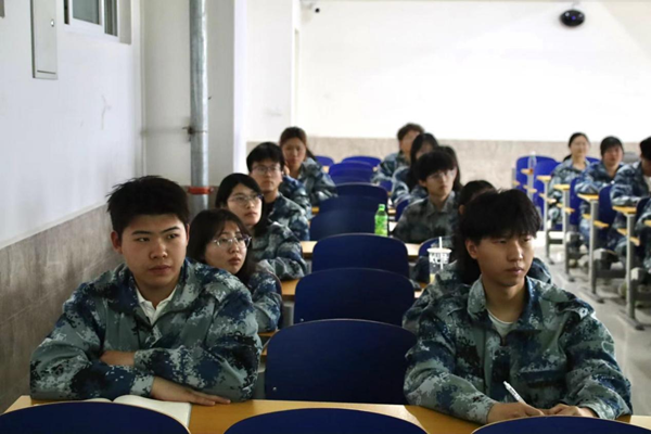 榜样引领|必赢242net官网|管理学院|优秀毕业生王雯潼经验交流分享会