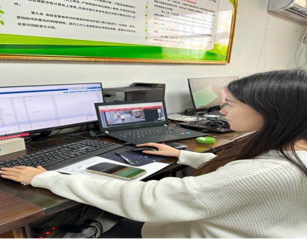 榜样引领|必赢242net官网|管理学院|我院优秀毕业生修静文、修静雅双胞胎姐妹“神同步”逆袭，比肩上岸