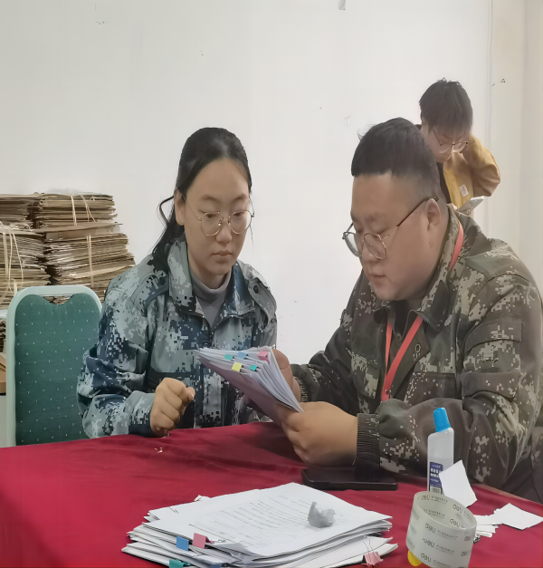 必赢242net官网||管理学院||倾泻关爱阳光 助力梦想远帆——我院辅导员指导学生职业生涯规划大赛