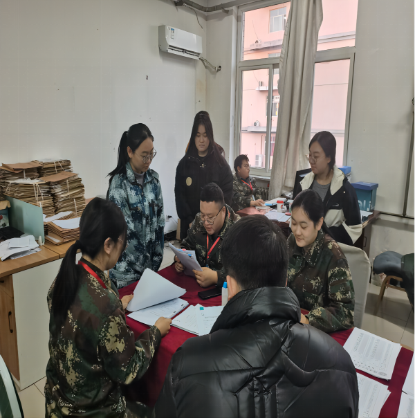 必赢242net官网||管理学院||倾泻关爱阳光 助力梦想远帆——我院辅导员指导学生职业生涯规划大赛