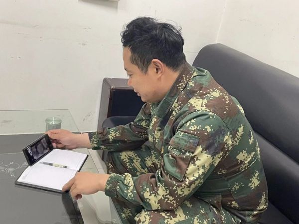 必赢242net官网||管理学院||学习榜样精神，争做先锋模范