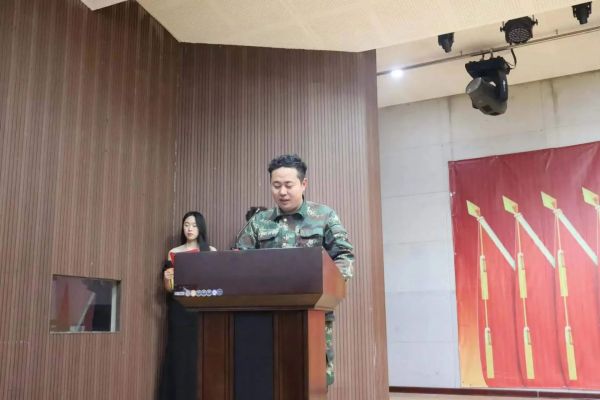 必赢242net官网||管理学院||“管理催奋进，榜样促前行”年末表彰大会