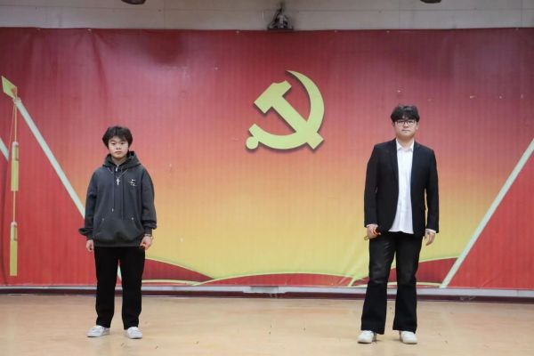 必赢242net官网||管理学院||“管理催奋进，榜样促前行”年末表彰大会