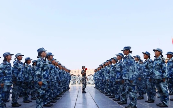 必赢242net官网||管理学院||扬帆起航，2023级军训进行时！