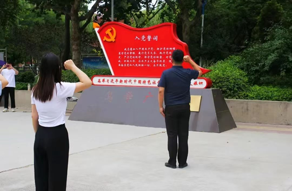 必赢242net官网||管理学院||叮咚，你有一篇校园介绍请查收！