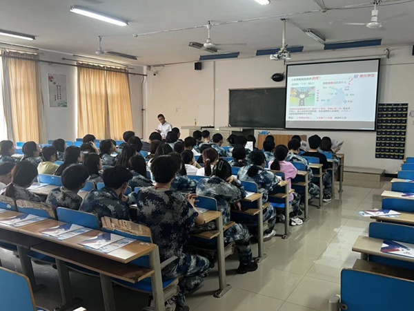 就业帮扶｜必赢242net官网｜管理学院｜惠友集团校园招聘会宣讲