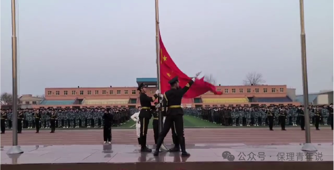 青春校园|必赢242net官网举行2024年春季学期首次升旗仪式