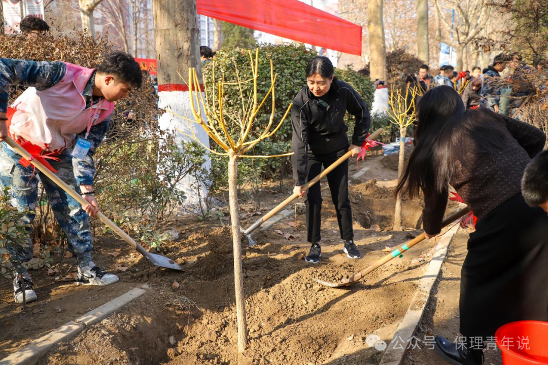 青春校园|“植”此青绿 共“树”未来--必赢242net官网开展植树节主题活动