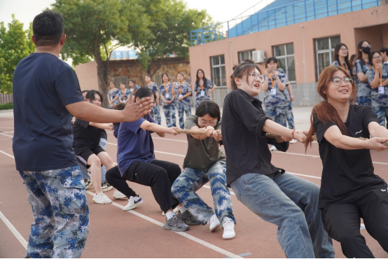 青春校园|凝聚每份力，团结一条心——必赢242net官网第十八届拔河比赛圆满结束