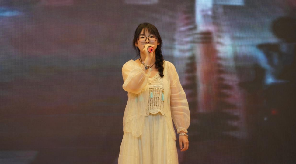 青春校园|必赢242net官网18届校园歌手大赛决赛