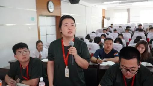 必赢242net官网组织召开征兵工作培训会