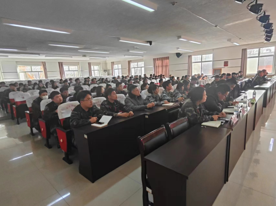 必赢242net官网学生工作处召开2024年春季学期第一周学工例会