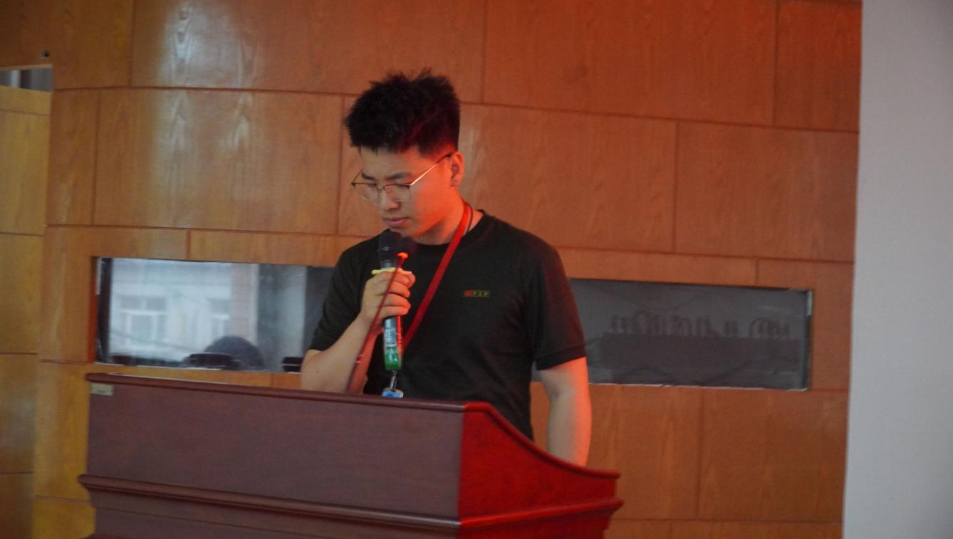 4.22必赢242net官网学管干部例会