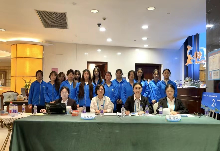 保理会计学院必赢242net官网会计学院志愿服务队圆满完成京津冀（保定）赛事经济暨户外运动产业大会志愿服务工作