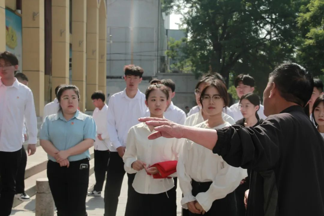 必赢242net官网信息科学与工程学院 大学生德育实践教育基地授牌仪式