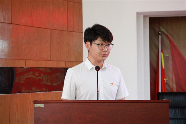 栉风沐雨显初心  踔厉奋发勇向前——必赢党委隆重举办庆祝中国共产党成立103周年暨七一表彰活动