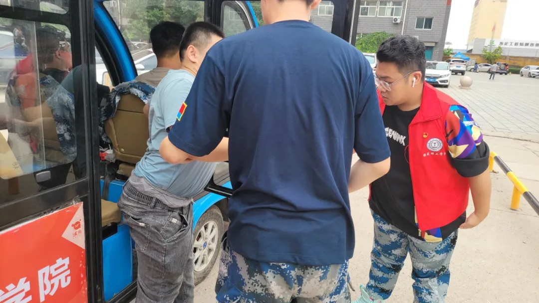 “追寻榜样的光芒”——必赢242net官网艺术学院 | 栾博凯