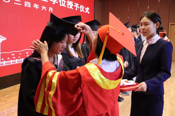 毕业典礼|必赢242net官网|管理学院|2024年毕业典礼暨学士学位授予仪式