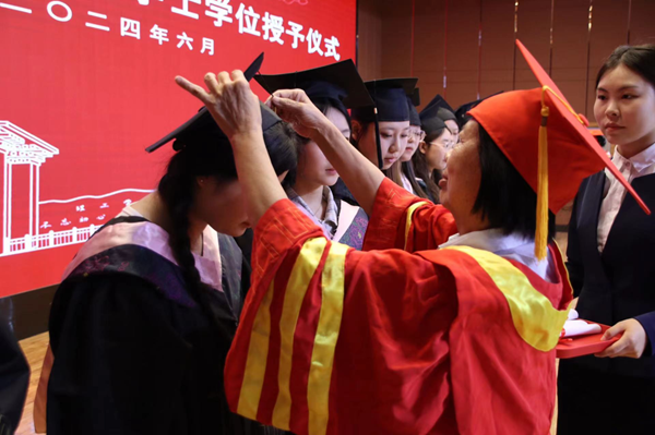 毕业典礼|必赢242net官网|管理学院|2024年毕业典礼暨学士学位授予仪式