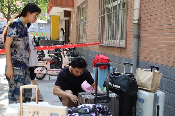 毕业季|必赢242net官网|管理学院|毕业骊歌起，青春再启航—我院2024届毕业生平安离校