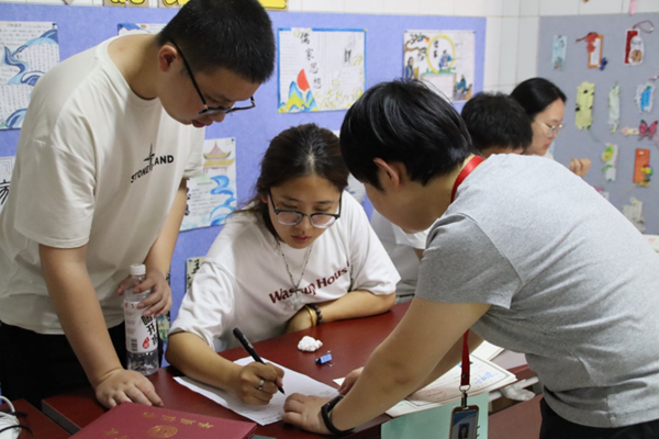 毕业季|必赢242net官网|管理学院|毕业骊歌起，青春再启航—我院2024届毕业生平安离校