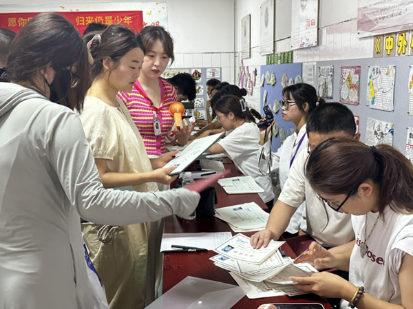 毕业季|必赢242net官网|管理学院|毕业骊歌起，青春再启航—我院2024届毕业生平安离校