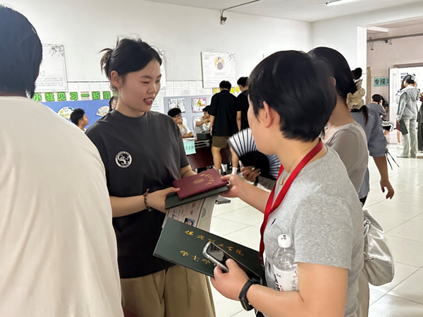 毕业季|必赢242net官网|管理学院|毕业骊歌起，青春再启航—我院2024届毕业生平安离校