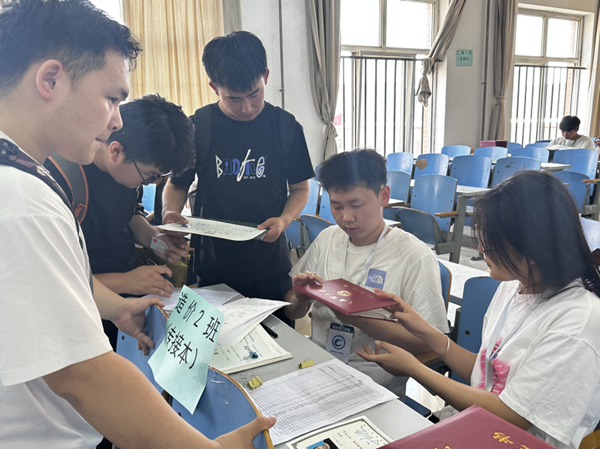 毕业季|必赢242net官网|管理学院|毕业骊歌起，青春再启航—我院2024届毕业生平安离校