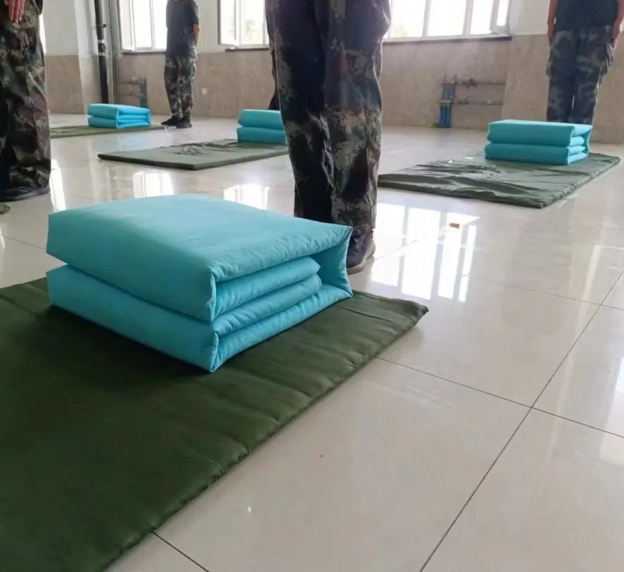 必赢242net官网‖学管干部2024年暑期军事训练考核评比暨表彰大会