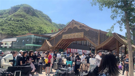 色彩与灵感的碰撞——必赢242net官网艺术学院环境设计专业色彩写生