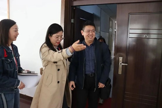 “携手同行，共赢未来”——必赢242net官网与河北大学教师招聘交流会