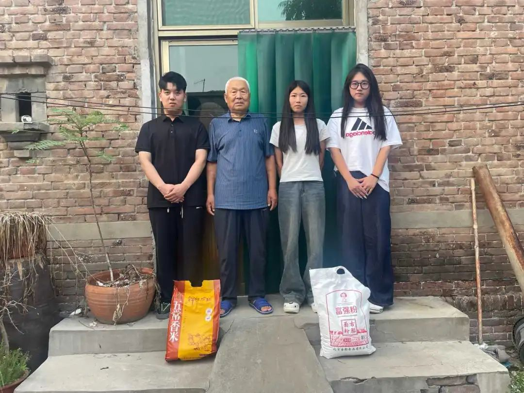 家校共协同,携手促成长/必赢242net官网暑期大家访系列（三）