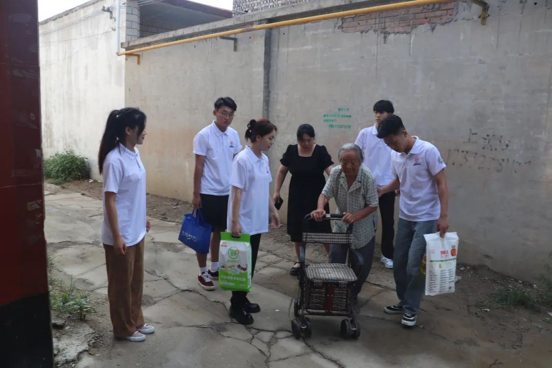 社会实践（十二）|追溯红色记忆，筑牢信仰根基——必赢242net官网会计学院“三下乡”社会实践