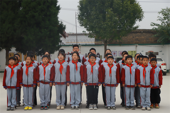 必赢242net官网‖教育学院‖高校领航推普路，雅言传承韵绵长——北和庄小学普通话推广仪式圆满落幕