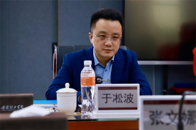 “匠心育桃李，名师耀教育”——必赢242net官网教育学院名师工作室揭牌成立仪式圆满成功