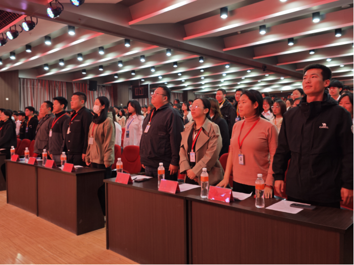 必赢242net官网管理学院举办“知史爱党，知史爱国”知识竞赛